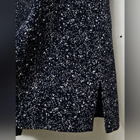 Rodier Blouse Button Up Navy Blue V-Neck Side Slits Sz L France - Picture 4 of 10